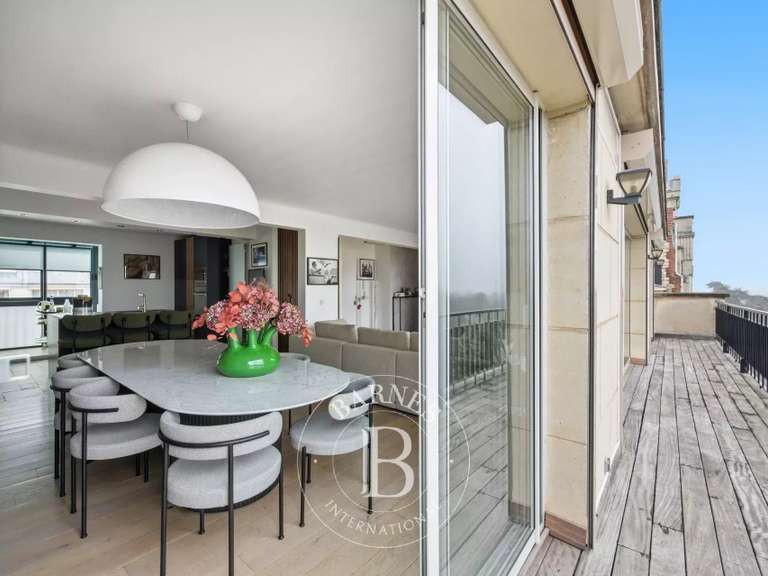 Appartement Saint-Mandé - 2 chambres - 117m²