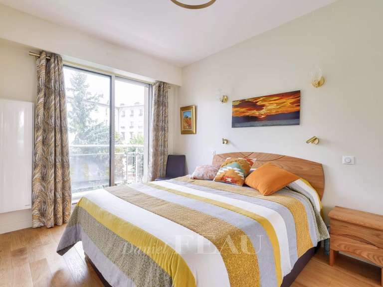 Appartement Saint-Mandé - 2 chambres - 77m²