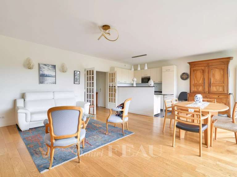 Appartement Saint-Mandé - 2 chambres - 77m²