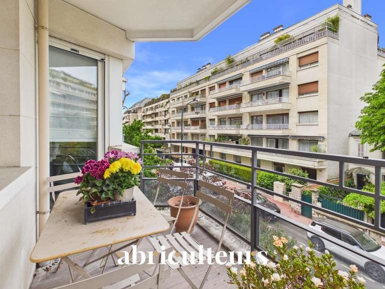 Appartement Saint-Mandé - 4 chambres - 115m²