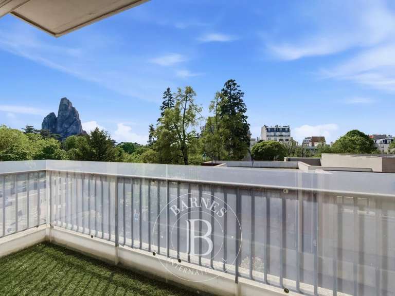Appartement Saint-Mandé - 3 chambres - 125m²