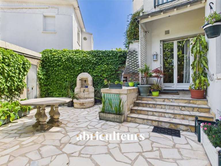Appartement Saint-Mandé - 4 chambres - 165m²