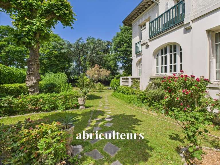 Appartement Saint-Mandé - 4 chambres - 165m²