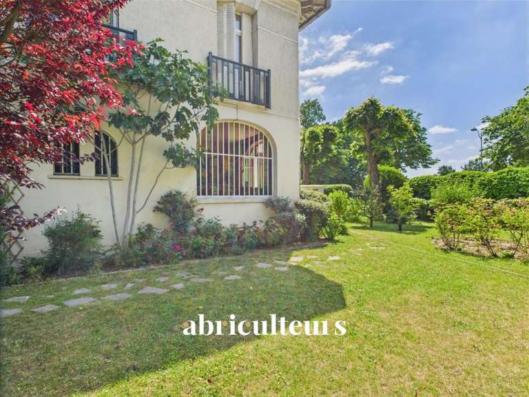 Appartement Saint-Mandé - 4 chambres - 165m²