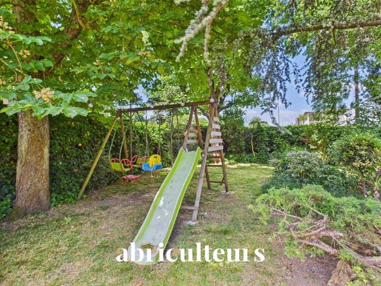 Appartement Saint-Mandé - 4 chambres - 165m²
