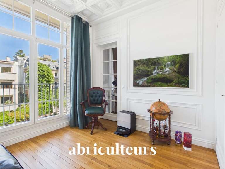 Appartement Saint-Mandé - 4 chambres - 18m²