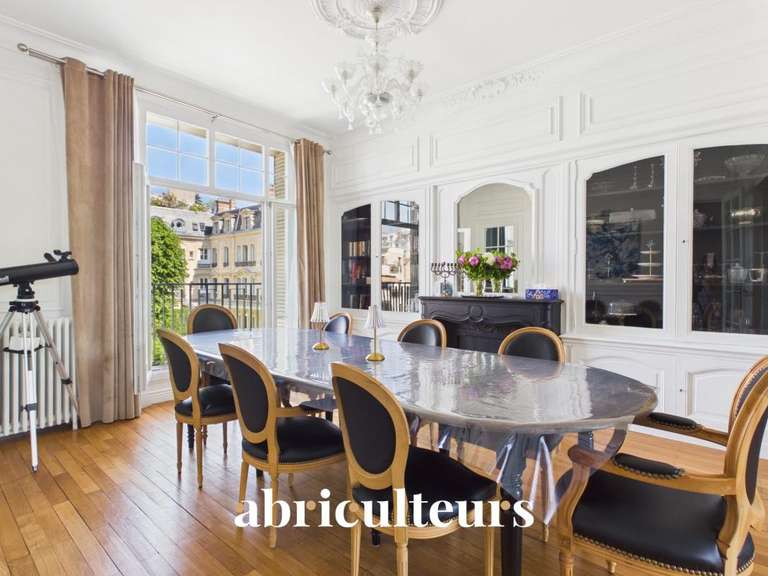 Appartement Saint-Mandé - 4 chambres - 18m²