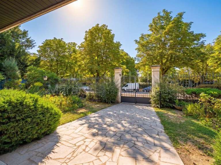 Appartement Saint-Mandé - 1 chambre - 72m²