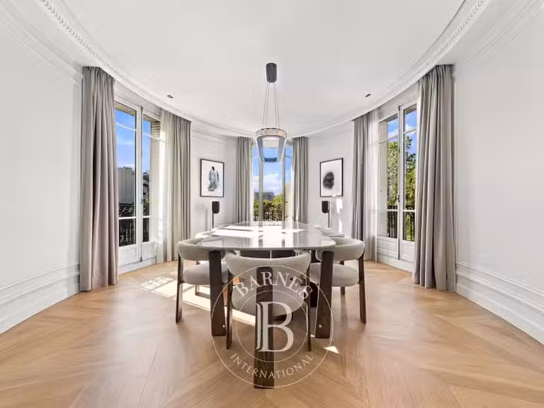 Appartement Saint-Mandé - 4 chambres - 196m²