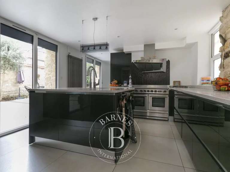 Maison Saint-Mandé - 6 chambres - 353m²