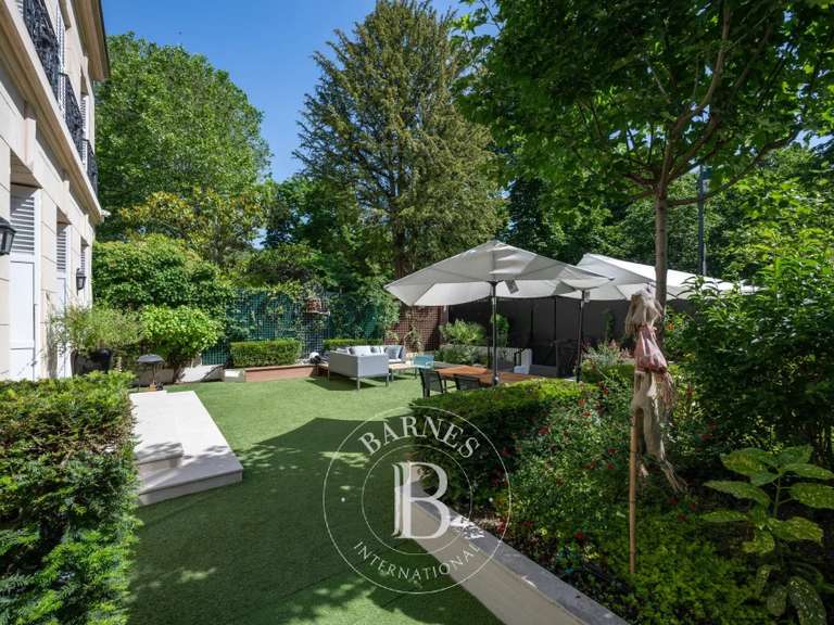 Maison Saint-Mandé - 5 chambres - 256m²