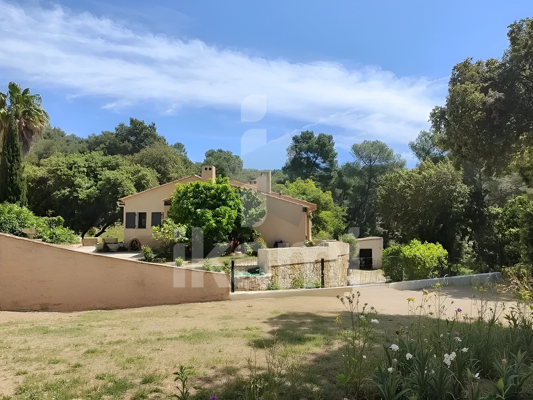 Maison Saint-Mandrier-sur-Mer - 5 chambres - 181m²