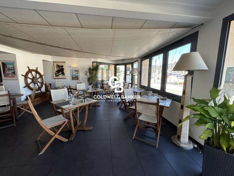 Property Saint-Mandrier-sur-Mer - 1 bedroom - 329m²