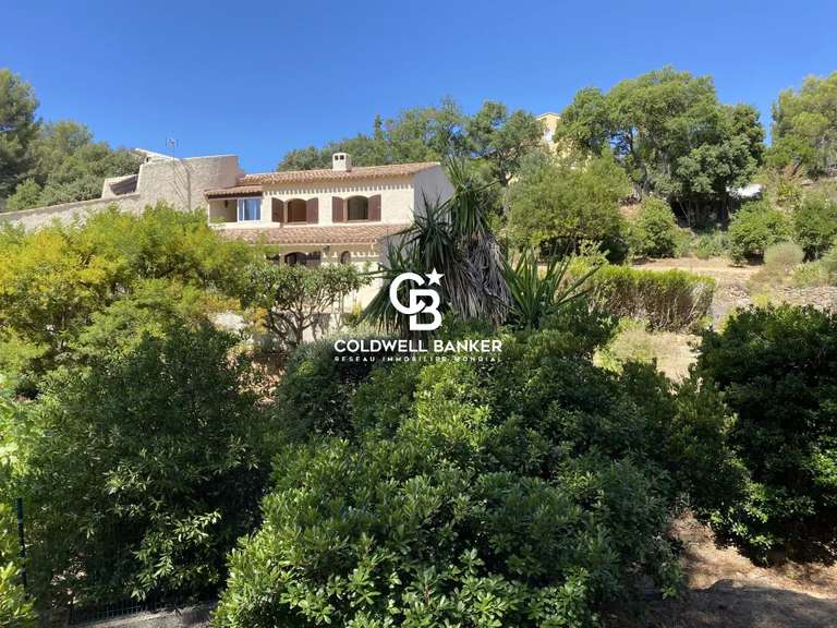 Villa Saint-Mandrier-sur-Mer - 4 chambres - 210m²