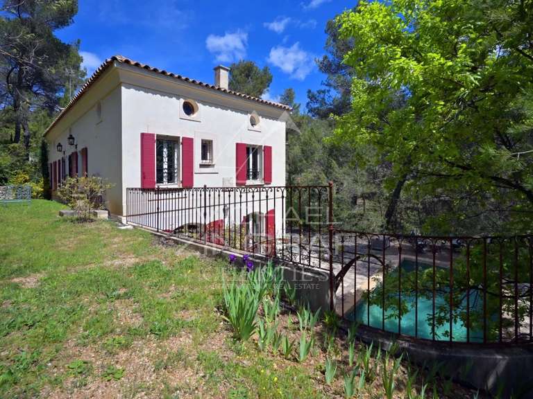 Maison Saint-Marc-Jaumegarde - 4 chambres - 290m²