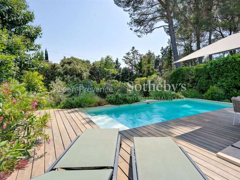 Maison Saint-Marc-Jaumegarde - 3 chambres - 117m²