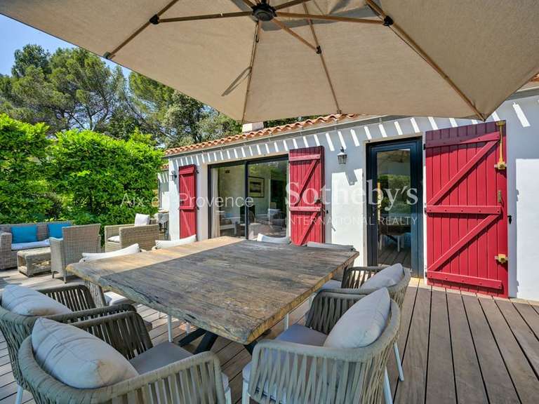 Maison Saint-Marc-Jaumegarde - 3 chambres - 117m²