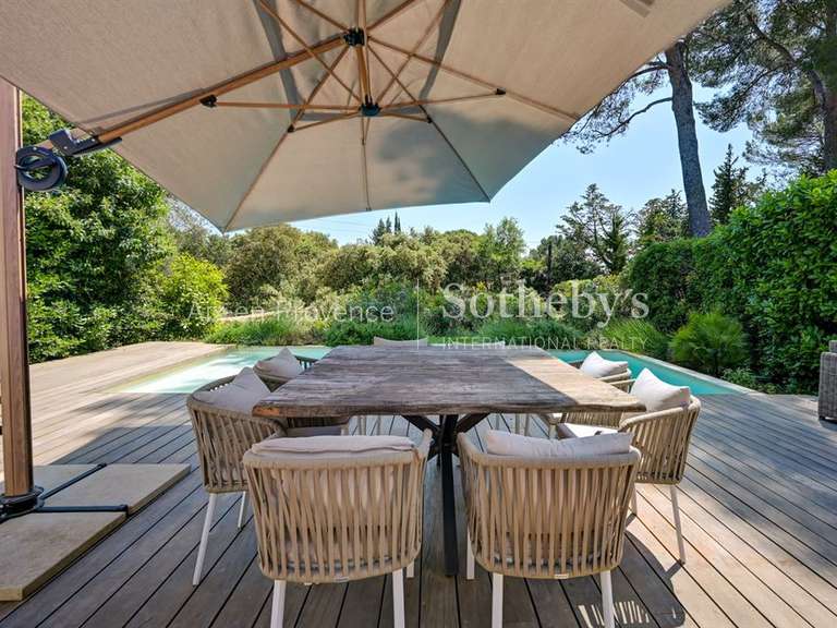 Maison Saint-Marc-Jaumegarde - 3 chambres - 117m²