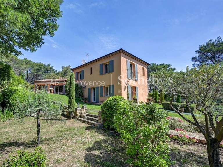 Maison Saint-Marc-Jaumegarde - 5 chambres - 334m²