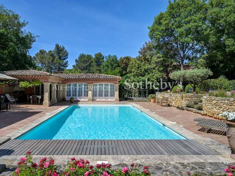 Maison Saint-Marc-Jaumegarde - 5 chambres - 334m²