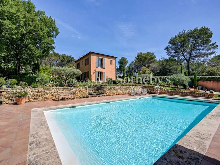 Maison Saint-Marc-Jaumegarde - 5 chambres - 334m²