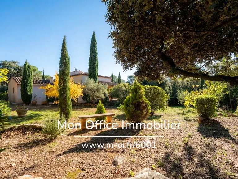 House Saint-Marc-Jaumegarde - 5 bedrooms - 225m²