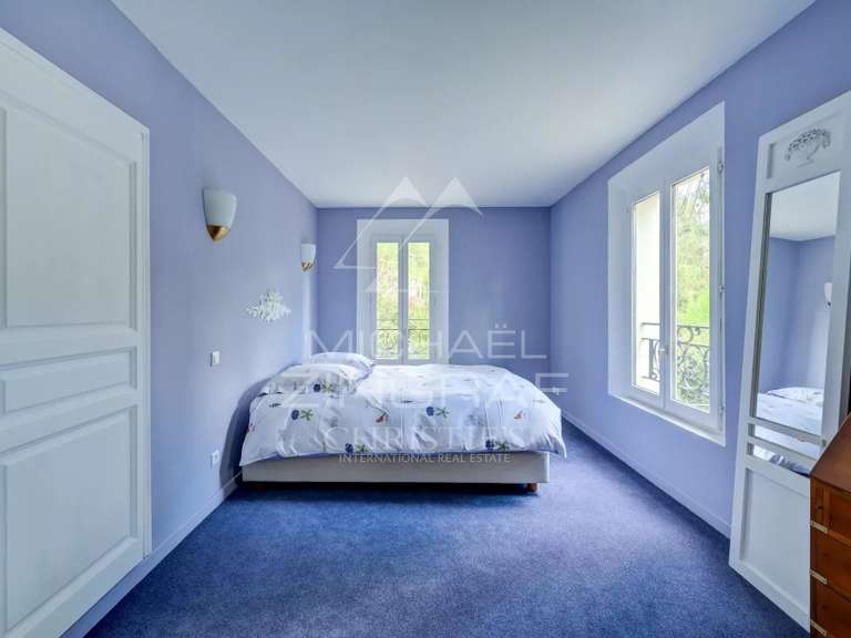 Maison Saint-Marc-Jaumegarde - 4 chambres - 290m²