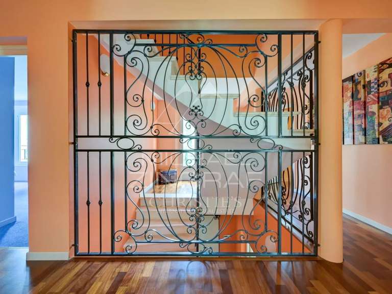 Maison Saint-Marc-Jaumegarde - 4 chambres - 290m²