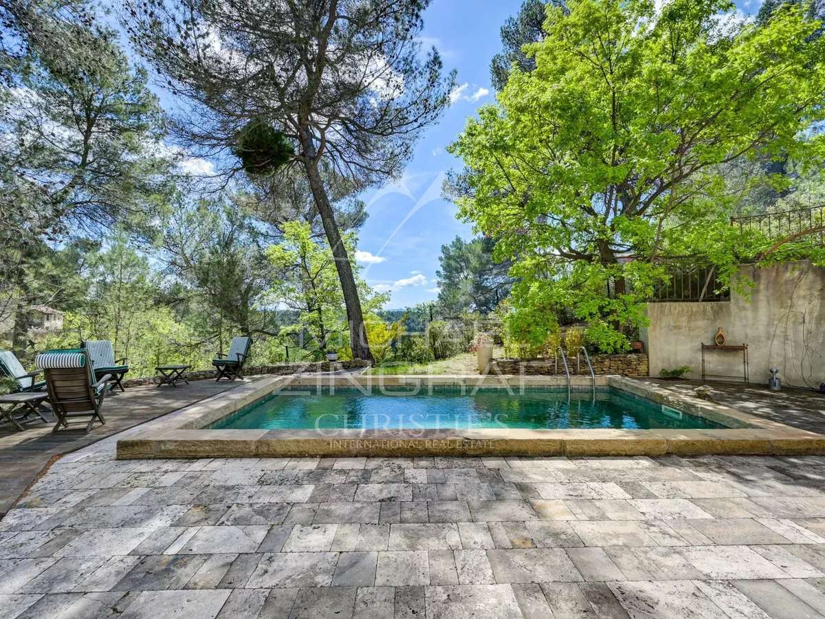 Maison Saint-Marc-Jaumegarde