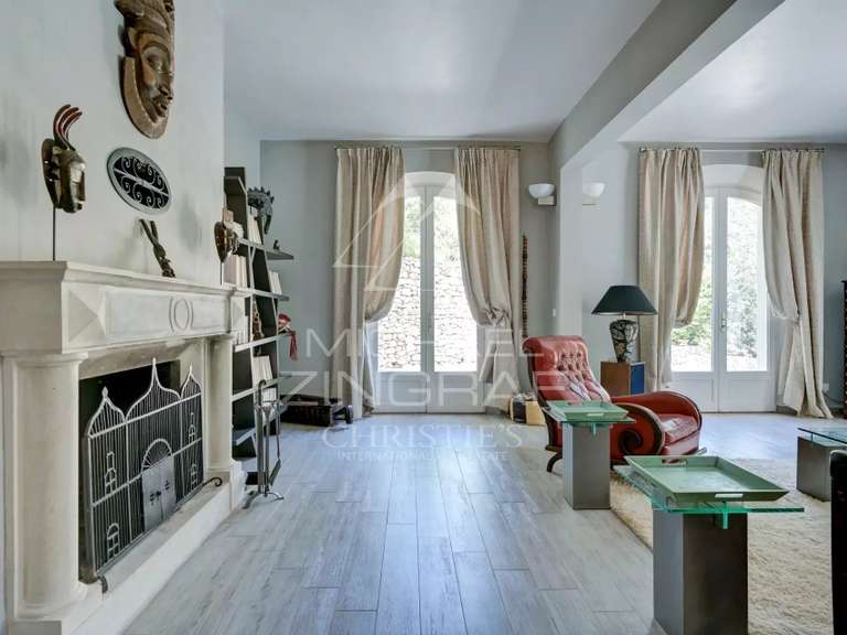 Maison Saint-Marc-Jaumegarde - 4 chambres - 290m²