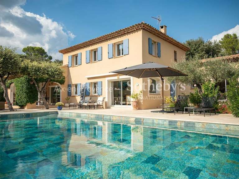 Maison Saint-Marc-Jaumegarde - 4 chambres - 220m²