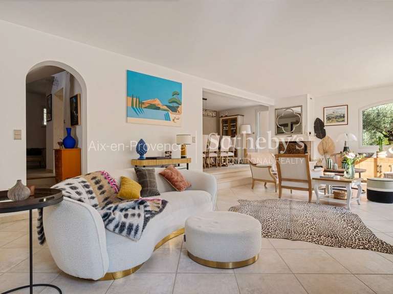 Maison Saint-Marc-Jaumegarde - 4 chambres - 220m²