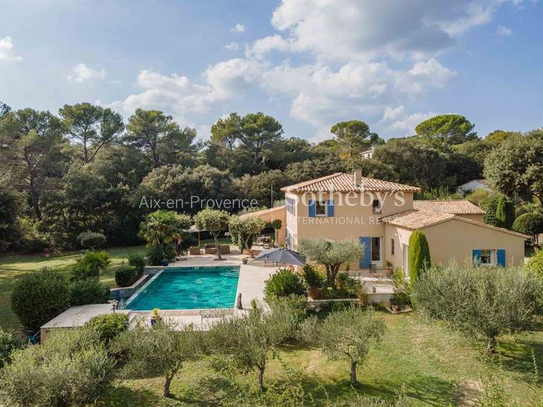 Maison Saint-Marc-Jaumegarde - 4 chambres - 220m²