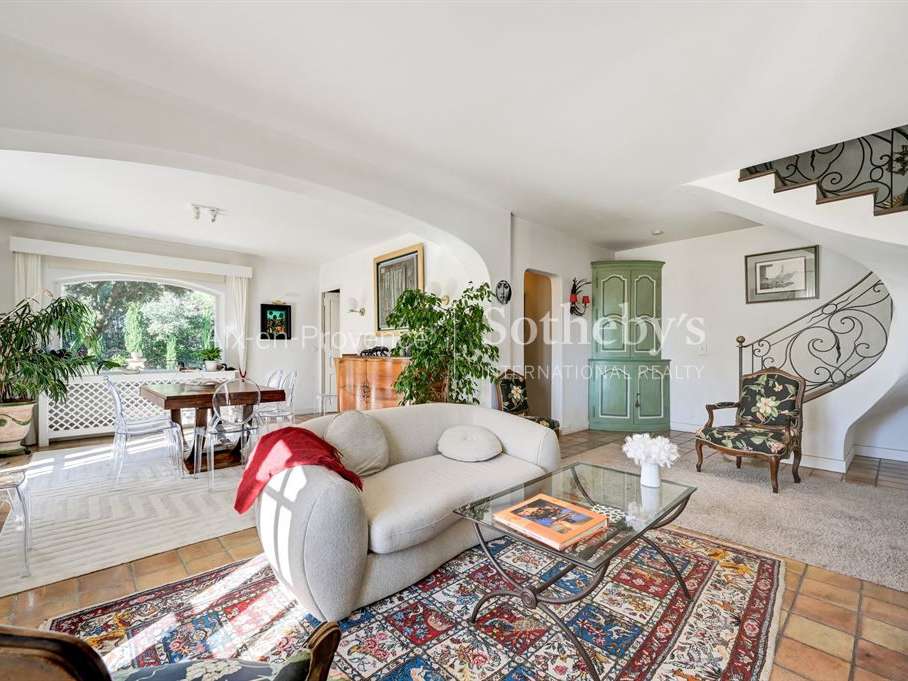 Maison Saint-Marc-Jaumegarde