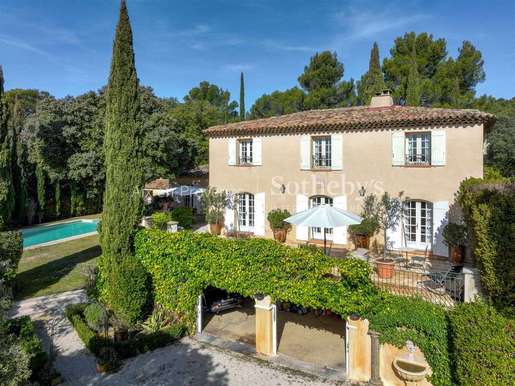 Maison Saint-Marc-Jaumegarde