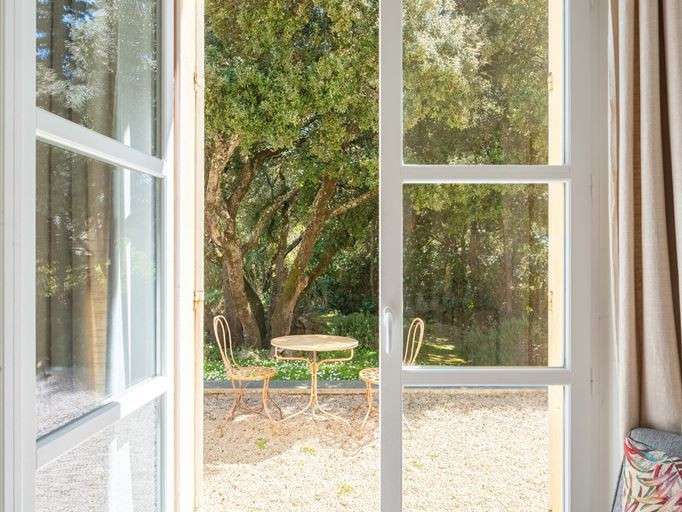 Maison Saint-Marc-Jaumegarde - 4 chambres - 222m²