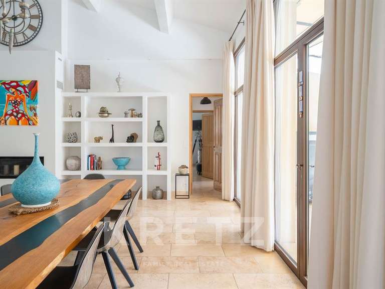 Maison Saint-Marc-Jaumegarde - 4 chambres - 222m²