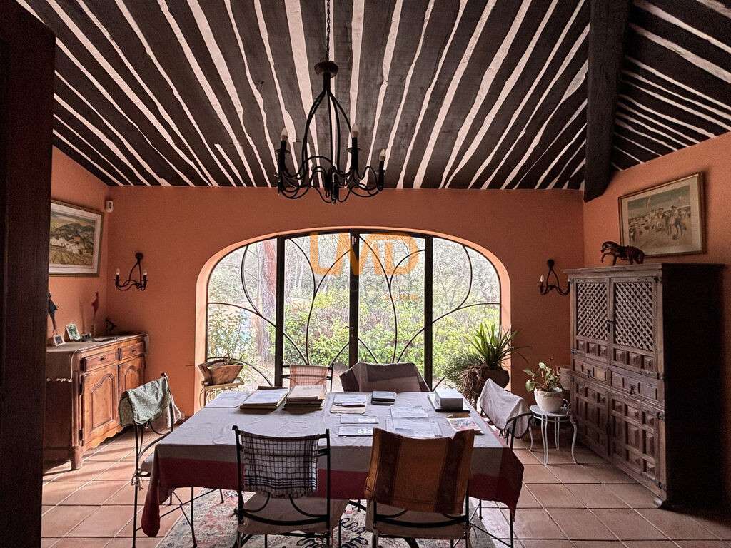 Maison Saint-Marc-Jaumegarde
