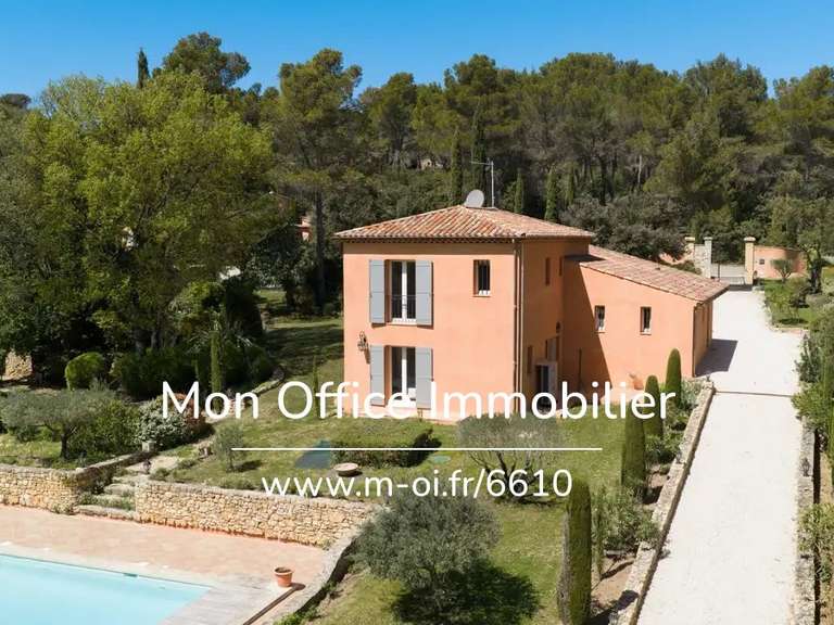 Maison Saint-Marc-Jaumegarde - 5 chambres - 334m²