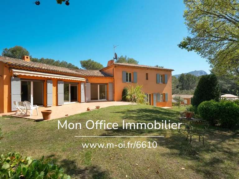Maison Saint-Marc-Jaumegarde - 5 chambres - 334m²