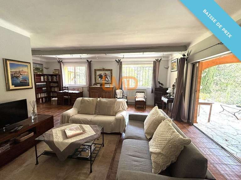 Maison Saint-Marc-Jaumegarde - 6 chambres - 240m²