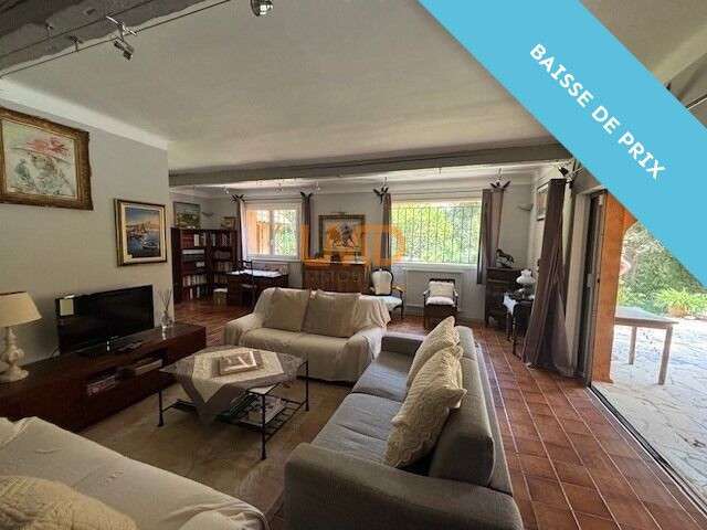Maison Saint-Marc-Jaumegarde - 5 chambres - 240m²