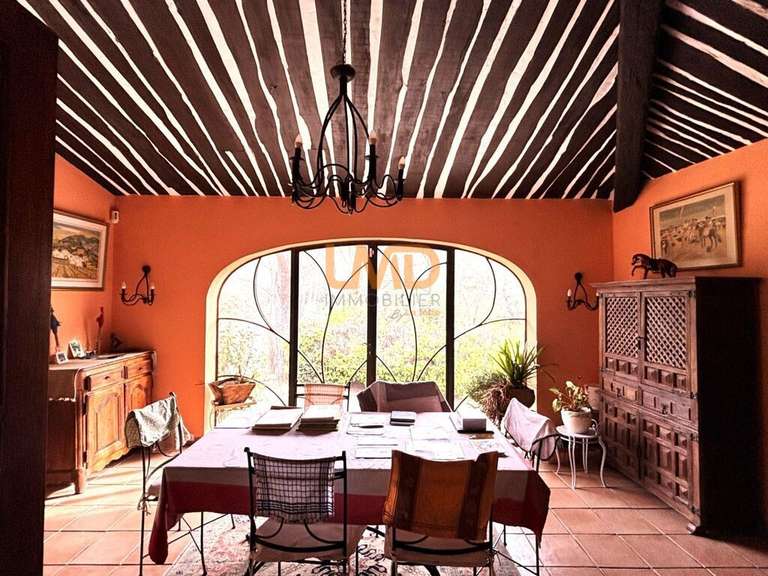 Maison Saint-Marc-Jaumegarde - 5 chambres - 240m²