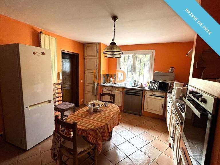Maison Saint-Marc-Jaumegarde - 6 chambres - 240m²
