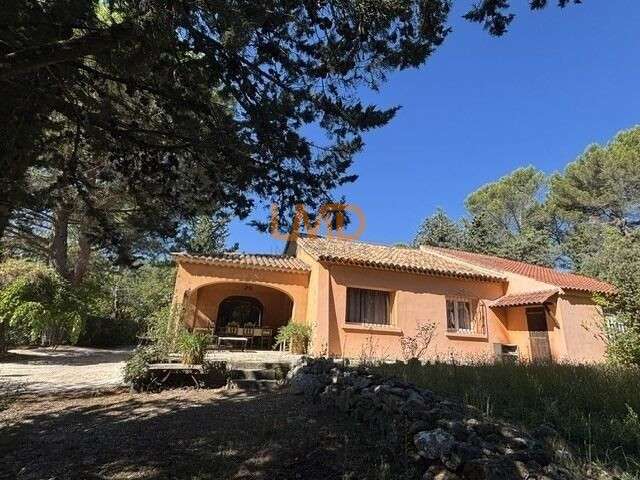 Maison Saint-Marc-Jaumegarde - 5 chambres - 240m²