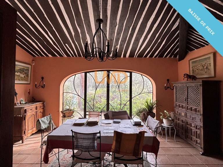 Maison Saint-Marc-Jaumegarde - 5 chambres - 240m²