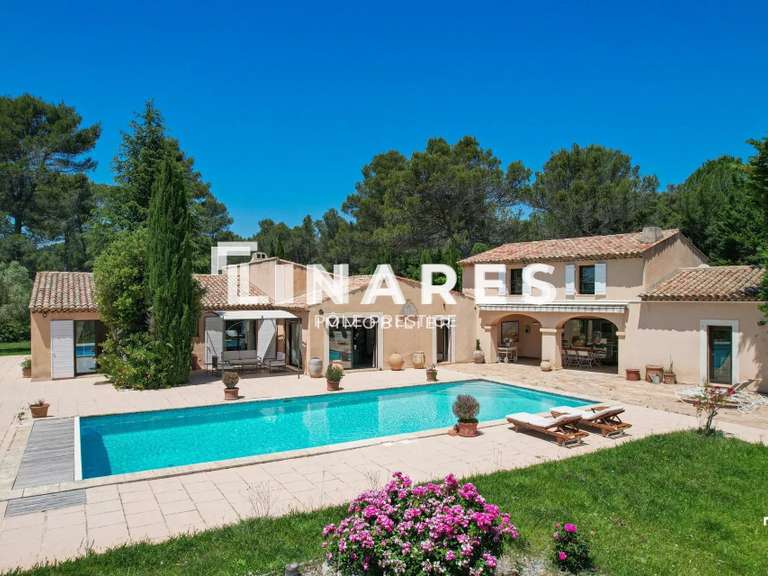 Maison Saint-Marc-Jaumegarde - 7 chambres - 457m²