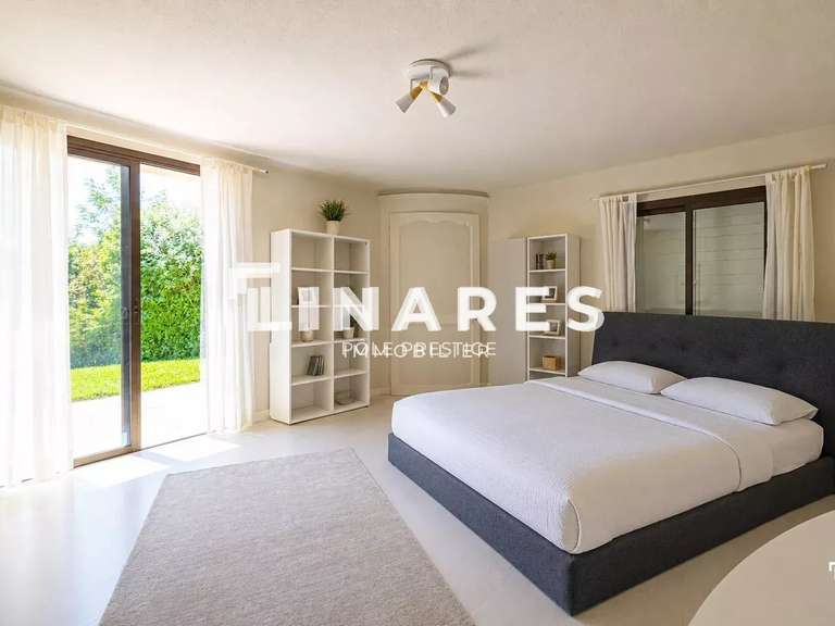 Maison Saint-Marc-Jaumegarde - 7 chambres - 457m²