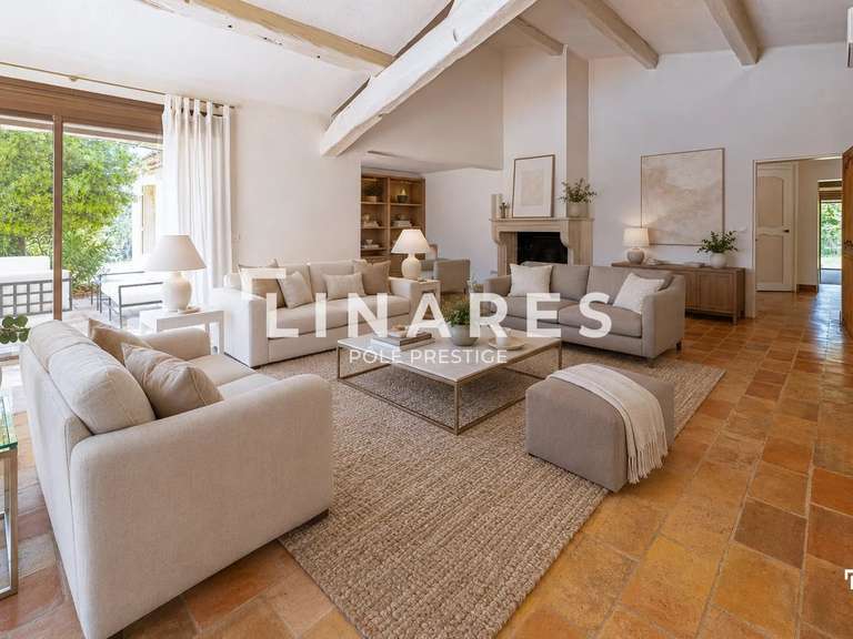 Maison Saint-Marc-Jaumegarde - 7 chambres - 457m²