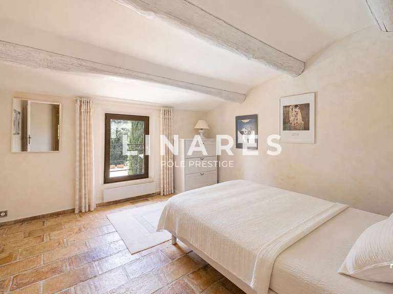 Maison Saint-Marc-Jaumegarde - 7 chambres - 457m²